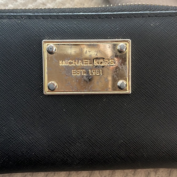 Michael Kors Wallet - Picture 5 of 5